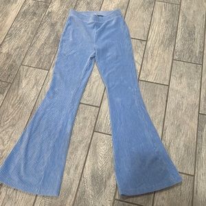AERIE HIGH WAISTED FLARE PANT size small💙